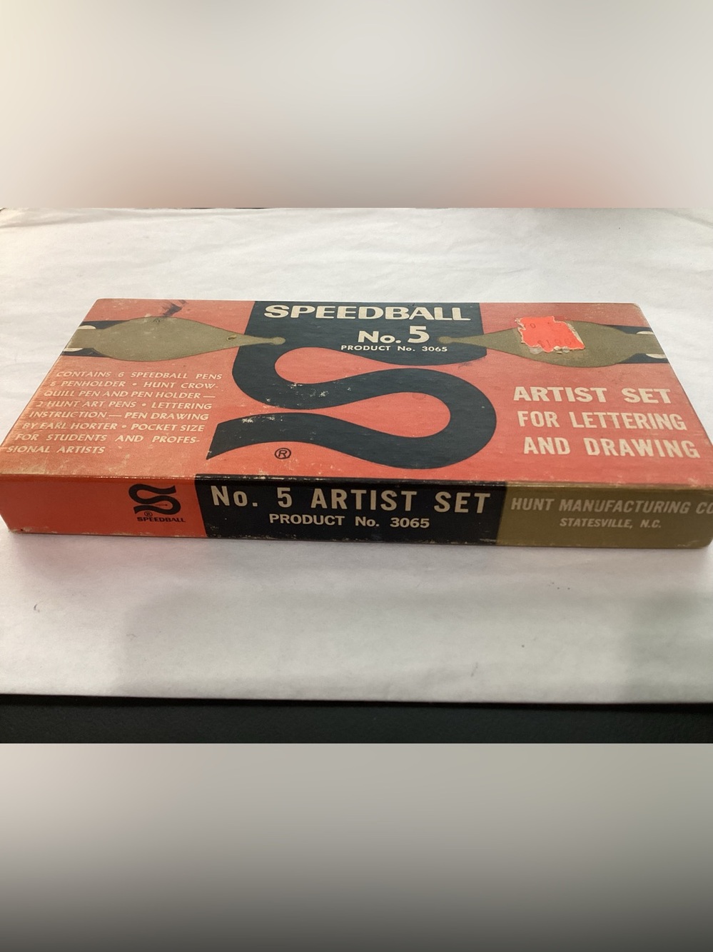 Vtg. Box SPEEDBALL No. 5 No. 3065 Artist Set for lettering and drawing.